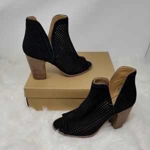 🎉🎉 HOST PICK 🎉🎉Lucky Brand Larise Booties